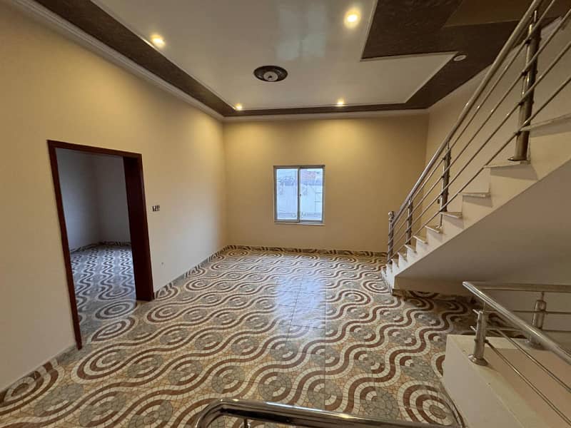 Main Rafi qamar road near Riaz ul janna 5 marly double story house for sale 18