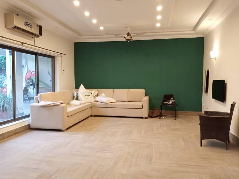 Beautiful Independent Ground Portion For Pakistani Or Foreigners Fully Furnished ,Also Lawn 11