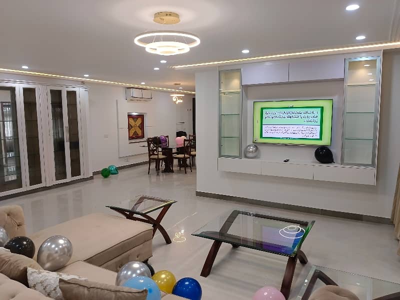 Beautiful Fully Of Natural Light Independent Fully Furnished Upper Portion With Tarrce For Foreigners 2