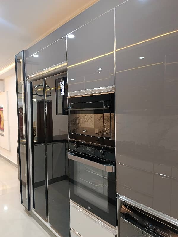 Beautiful Fully Of Natural Light Independent Fully Furnished Upper Portion With Tarrce For Foreigners 6