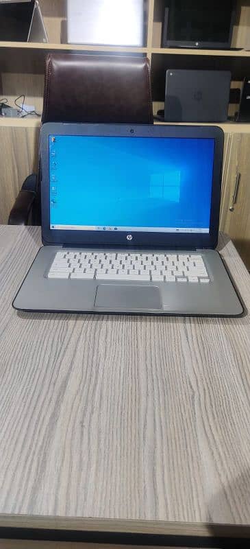 Hp 4gb 128gb chromebook 14 Smb Windows 10 0