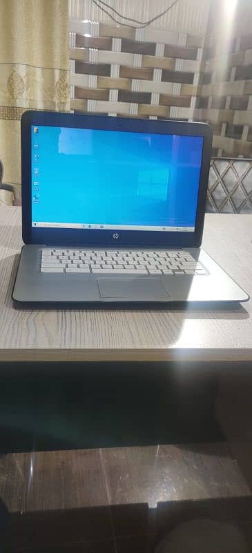 Hp 4gb 128gb chromebook 14 Smb Windows 10 2