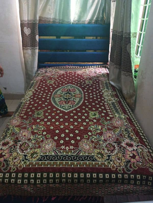 Single bed for sale in good condition 0