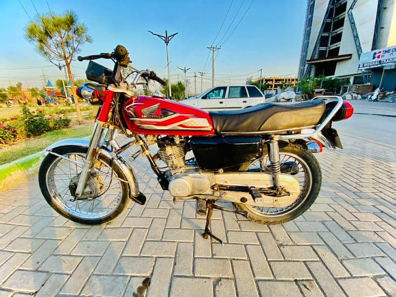 Honda 125   {2019} model 6