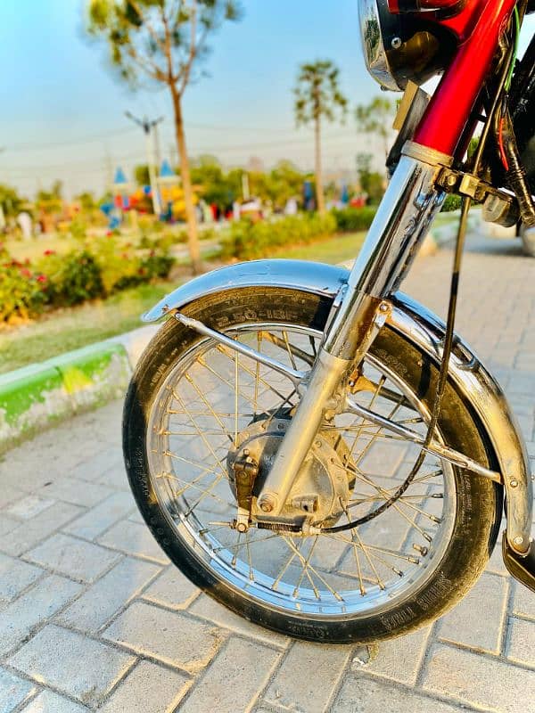 Honda 125   {2019} model 7