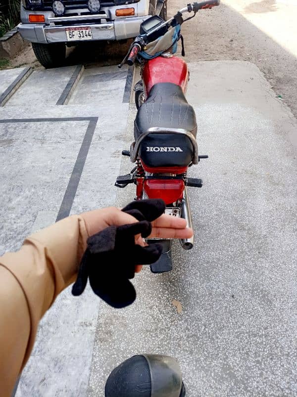 Aoa super power 100%oky bike All documents complete hai Esky 3