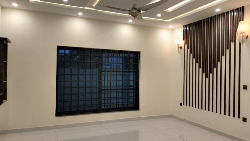 Avail Yourself A Great 5 Marla House In Bahria Town - Sector C 1