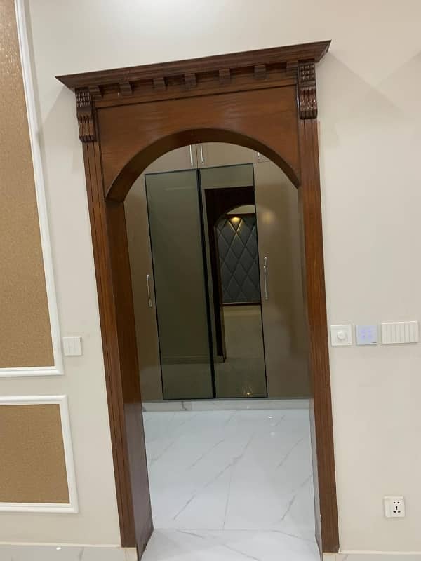 Buy your ideal 5 Marla House in a prime location of Lahore 6