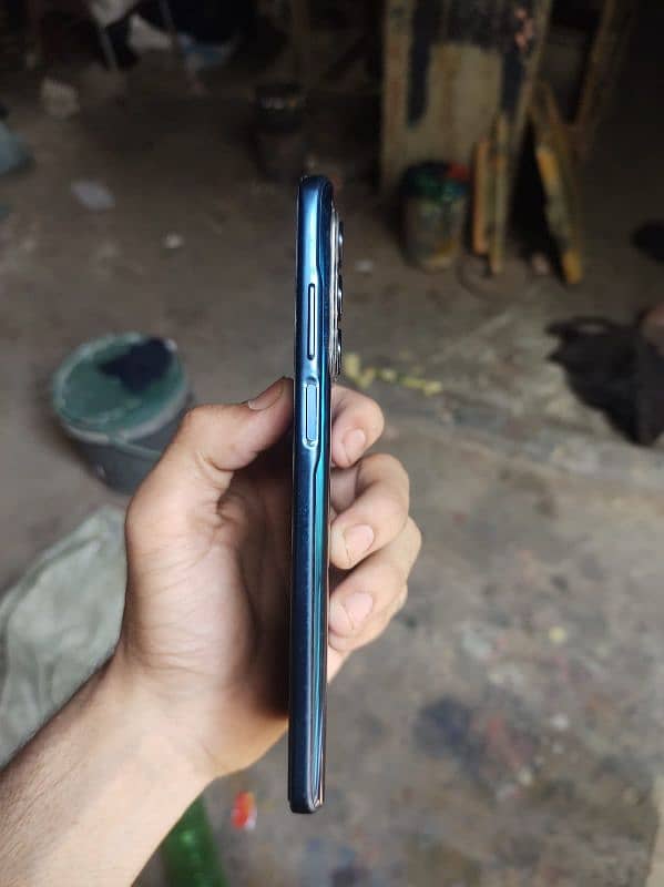 Moto Edge 2021 6/256 PTA Approved 1