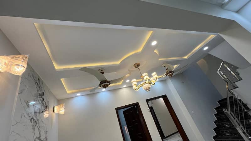 5 Marla Modern Design House is for Sale in Bahria Orchard Eastern Extension Block 5