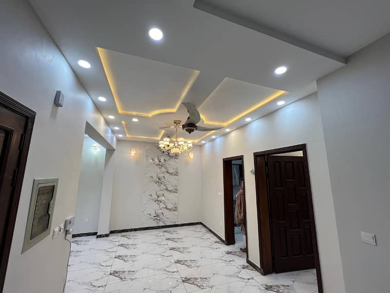 5 Marla Modern Design House is for Sale in Bahria Orchard Eastern Extension Block 8