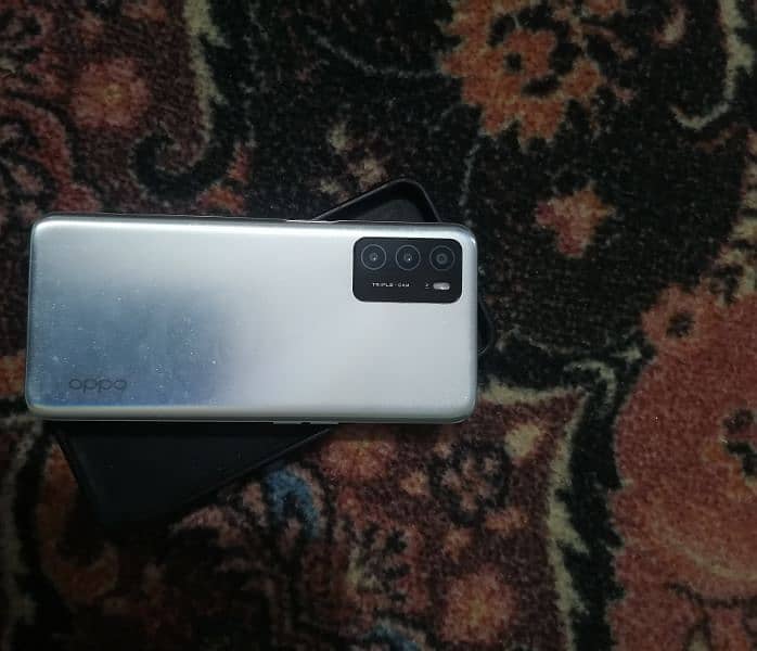 Condition 10 by 7.5  storage 4/64   battery timing  good 0