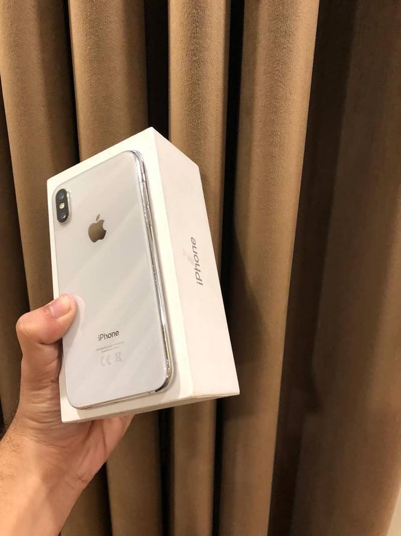Apple iPhone xsmax / 256 gb pta approved/-03461809478 0