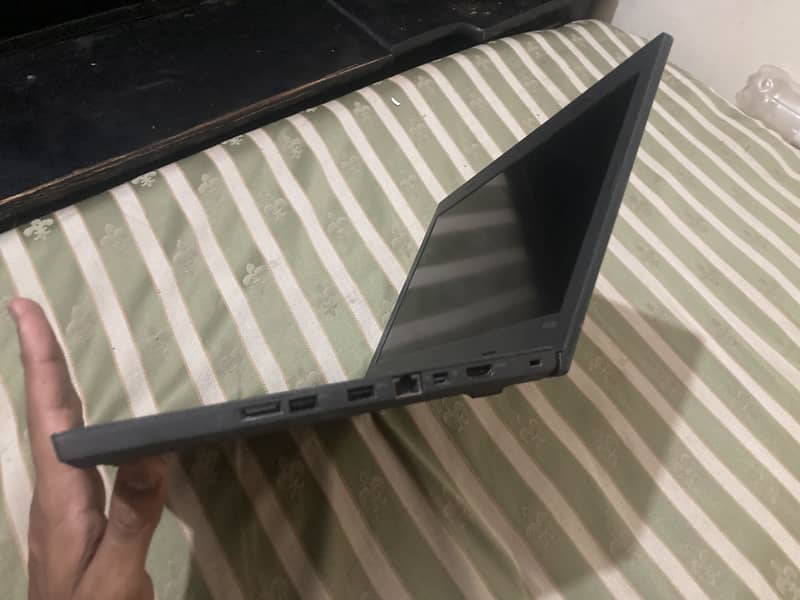 Core i7 7th generation with GeForce nvidia 940mx 2gb graphics card 7