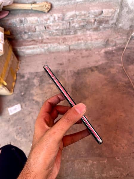 S10plus. 8gb 128gb. complete box 2