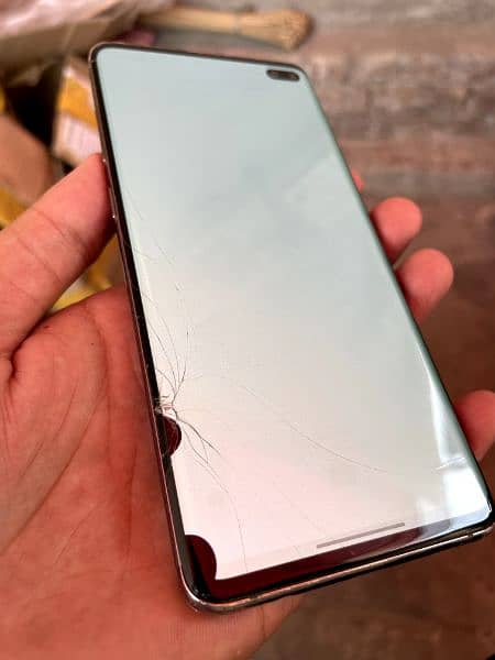 S10plus. 8gb 128gb. complete box 7