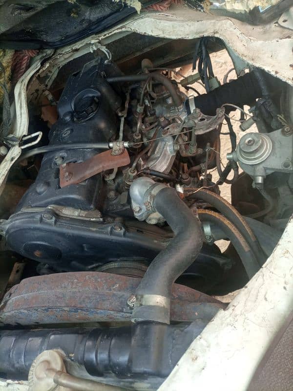 Toyota Hiace 1984 6