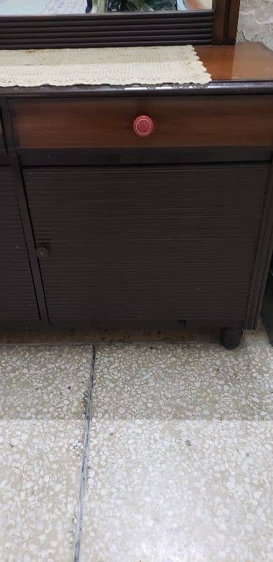 dressing table for sale 1