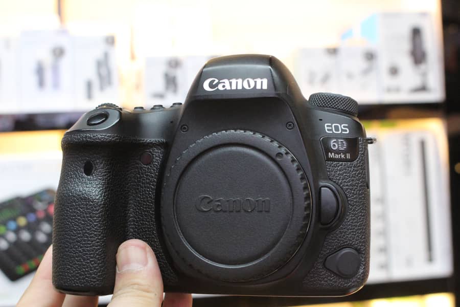 Canon 6D Mark II Body Only 1