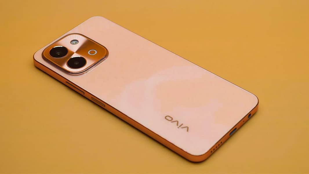 Vivo y28 7Month used 8/128 full box not open not repair 1