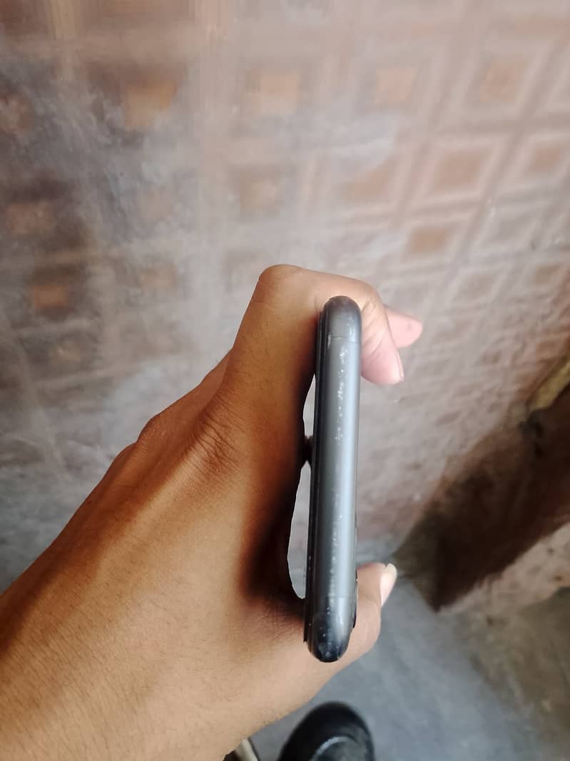 iphone 11 pta 4