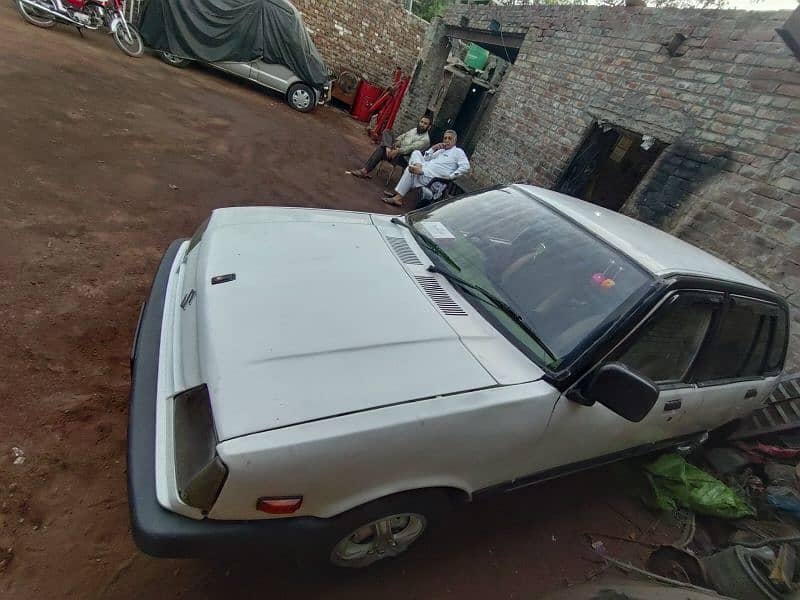 Suzuki Khyber 1992 3