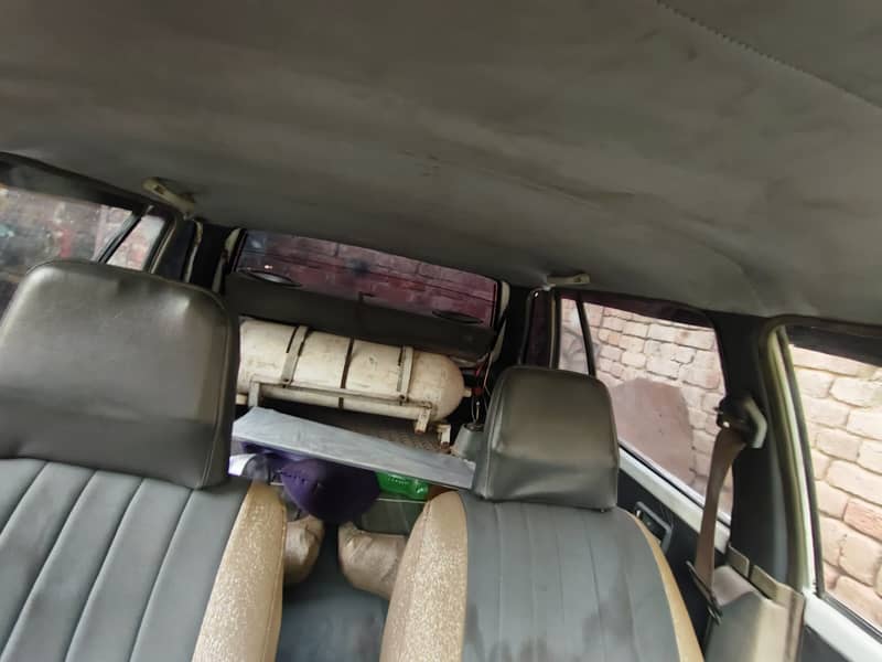 Suzuki Khyber 1992 6