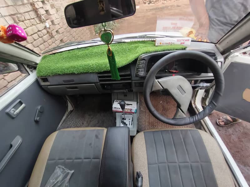 Suzuki Khyber 1992 7