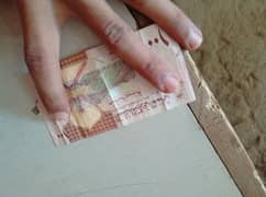 100