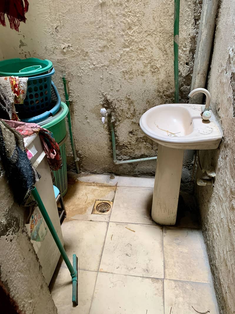 1.5 Marla House for Sale Hussnain Park Fazal Block Ittefaq Town Lahore 5
