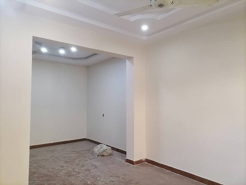 A Centrally Located House Is Available For sale In Punjab Small Industries Colony 3