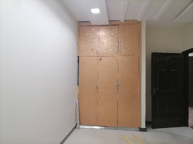 A Centrally Located House Is Available For sale In Punjab Small Industries Colony 10