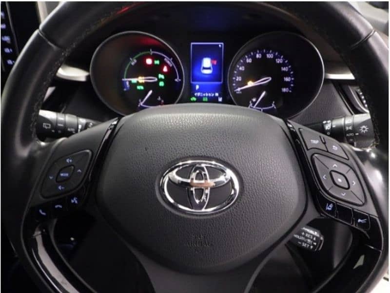 Toyota C-HR 2018 11