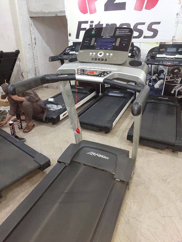 IMPORTED TREADMILLS / HOMEGYM / ELLIPTICAL / EXERCISE BIKE / SPIN BIKE 2