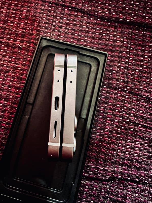 Samsung Galaxy Z Flip 6 256GB 2