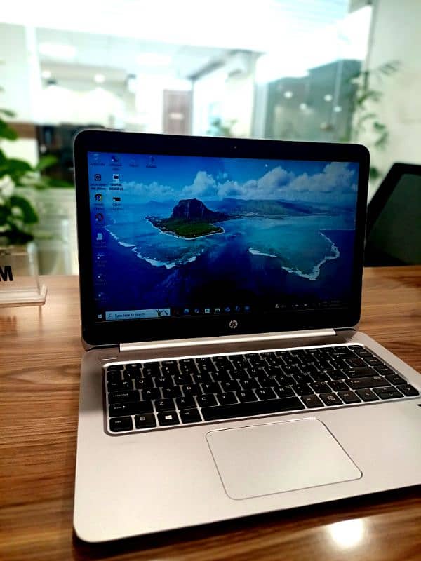 Hp folio Elite book 1040 g 3 0