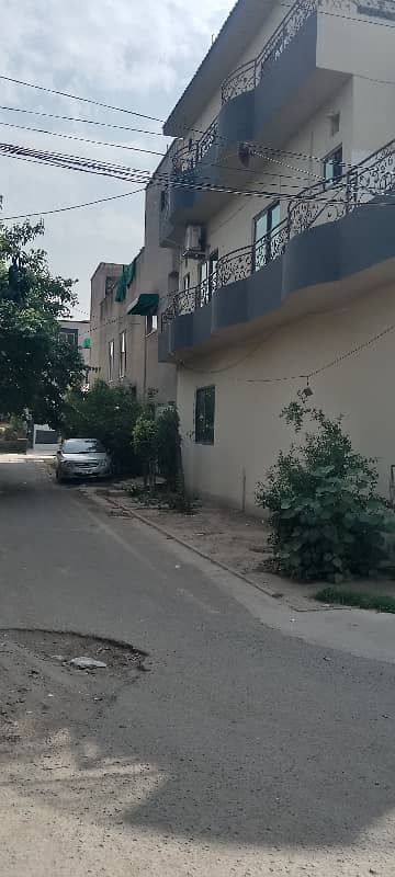 5 Marla Triple Storey Corner House For Sale 6