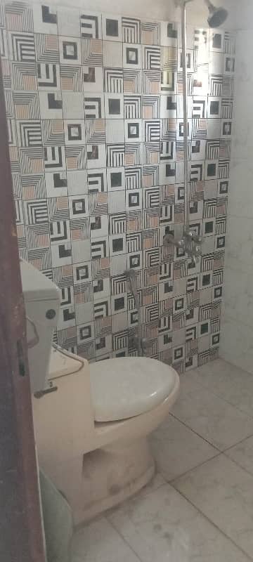 5 Marla Triple Storey Corner House For Sale 27