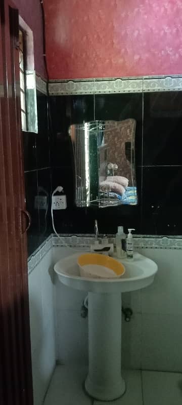 5 Marla Triple Storey Corner House For Sale 34