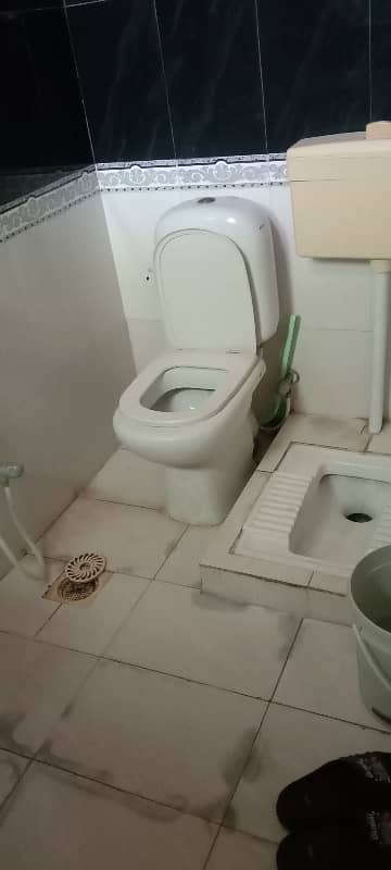 5 Marla Triple Storey Corner House For Sale 35