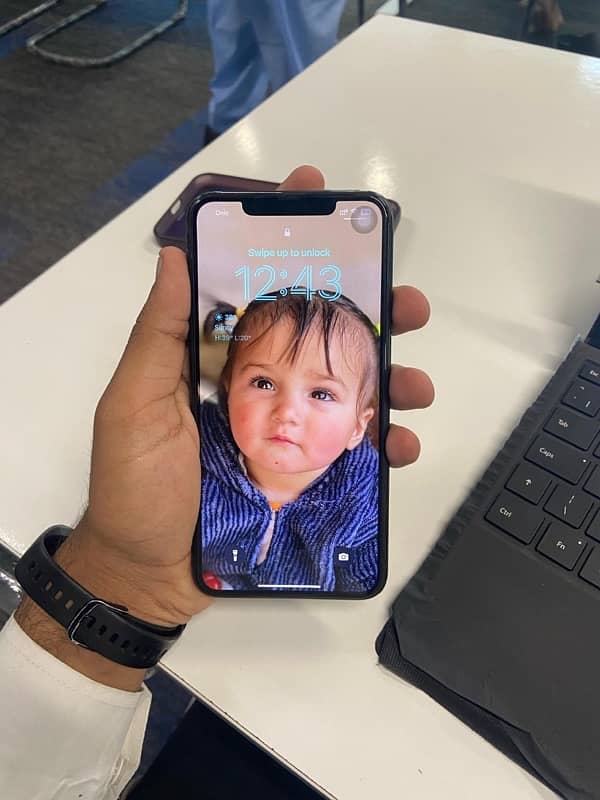 Iphone 11 pro Max 1