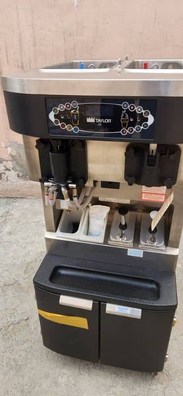 Taylor C606 Heat Treatment Combination Shake & Soft Serve Freezer 7