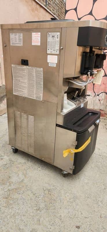 Taylor C606 Heat Treatment Combination Shake & Soft Serve Freezer 11