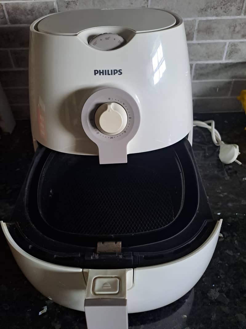 Philips Airfryer HD9216 0