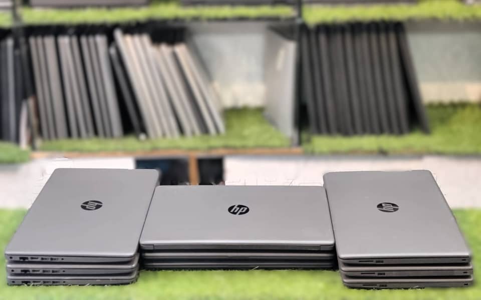 Hp 255 G7 Athlon 8GB Ram 128GB SSD 2GB Grapic Card 2