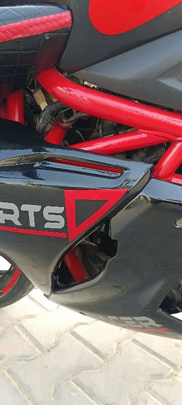 Valentino 400cc 8