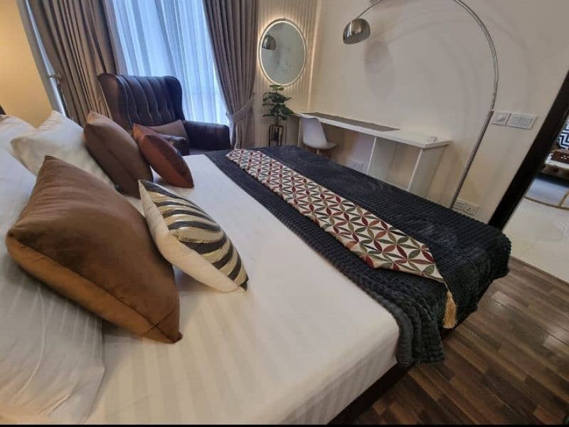 LUXURIOUS 1BHK in downtown city 6