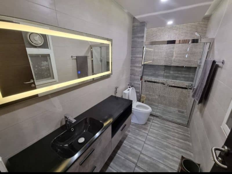 LUXURIOUS 1BHK in downtown city 7