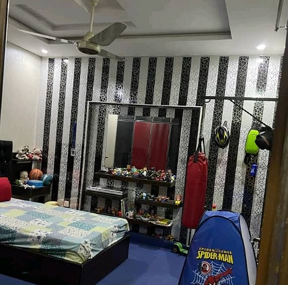 Get Your Hands On House In Iqbal Park Best Area 9