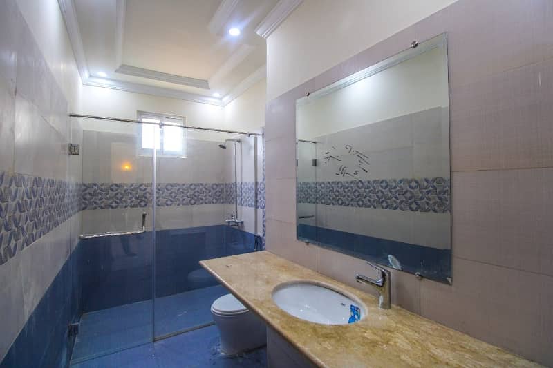House Of 4 Marla In Sadaat Town Is Available 12